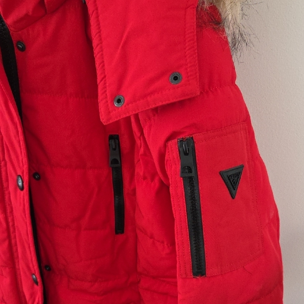 NWT Guess Red Women's Puffer Jacket with Faux Fur Hood - Picture 2 of 10